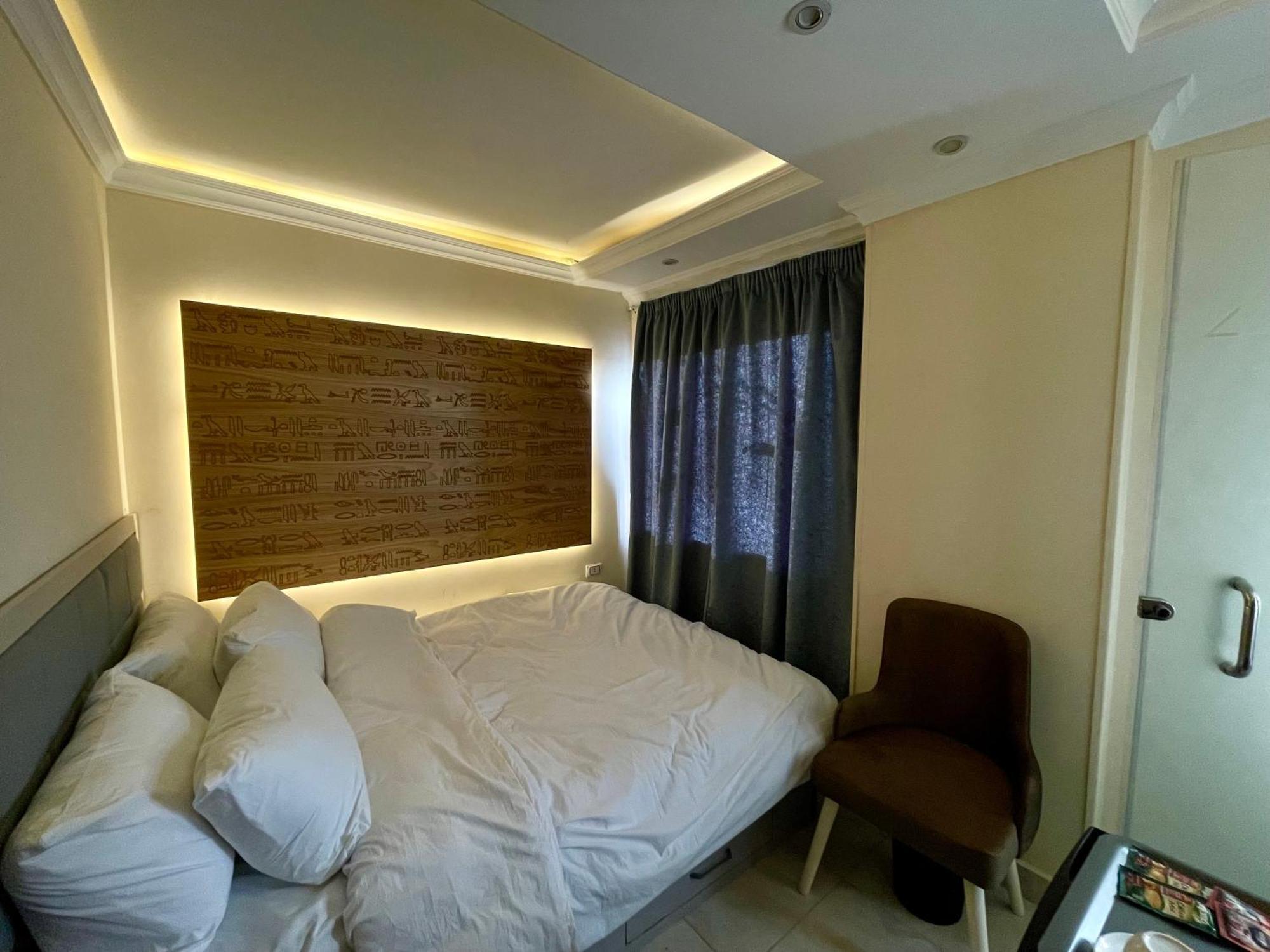 Pyramuse Inn Nazlat as Sammān 外观 照片